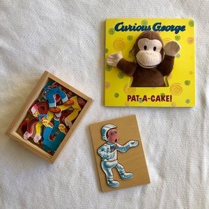 Curious George Puppet Book and Puzzle